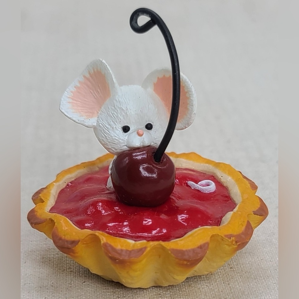 Hallmark | 1989 "Cherry Jubilee" Keepsake Ornament
